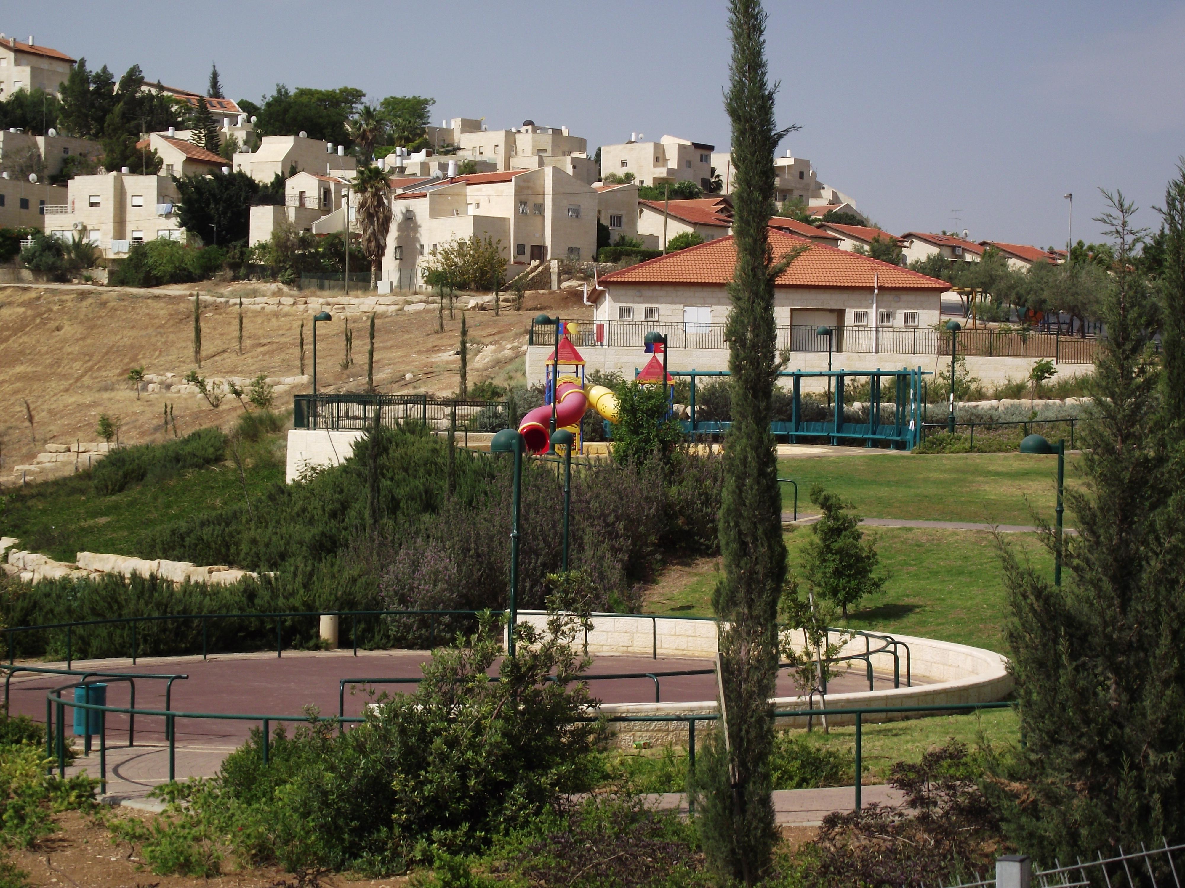 מעלה אדומים מצפה נבו